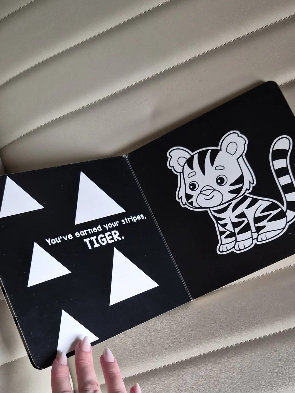 High-Contrast Baby Book - Black & White